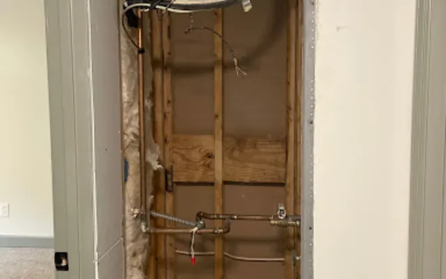 Burst Pipe Water Damage in Pittsburgh, PA